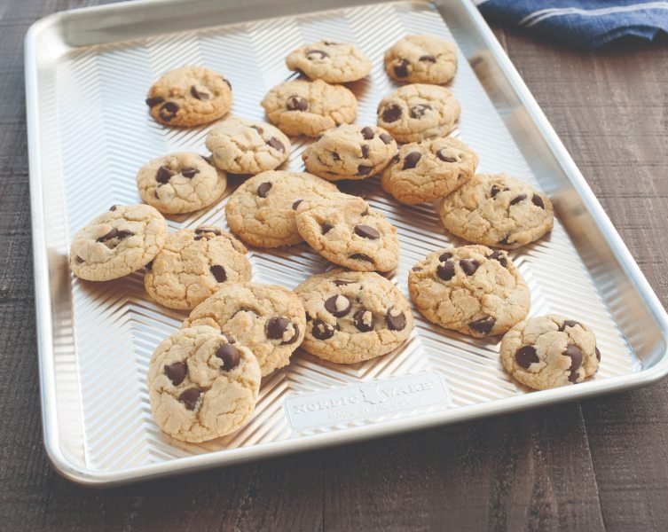 Bakplaat met Structuur, 40 x 28,7 cm, Aluminium - Nordic Ware | Naturals Prism