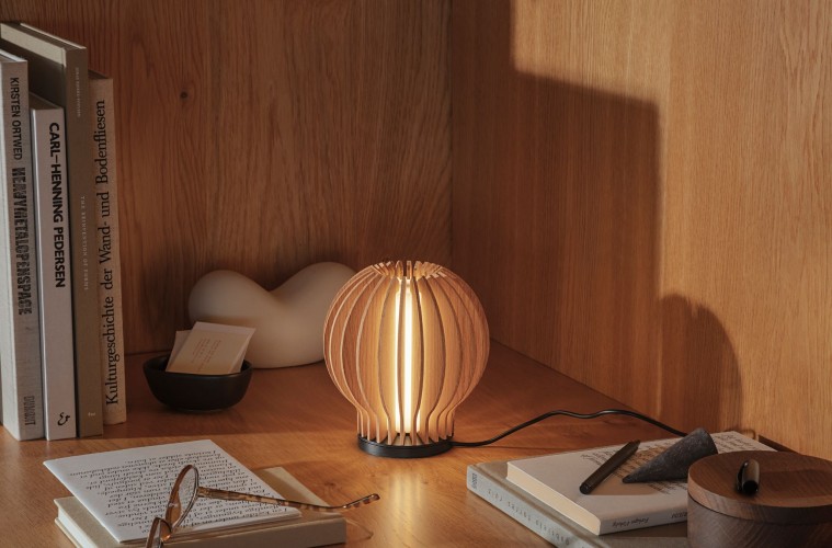 LED Lamp, Rond, 15 cm, Oak - Eva Solo | Radiant