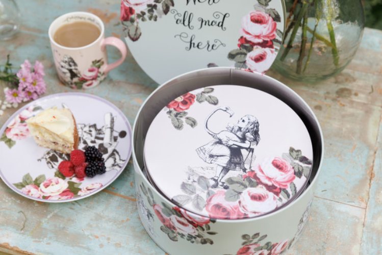 Mikasa x V&A Alice in Wonderland Cake Tin Set