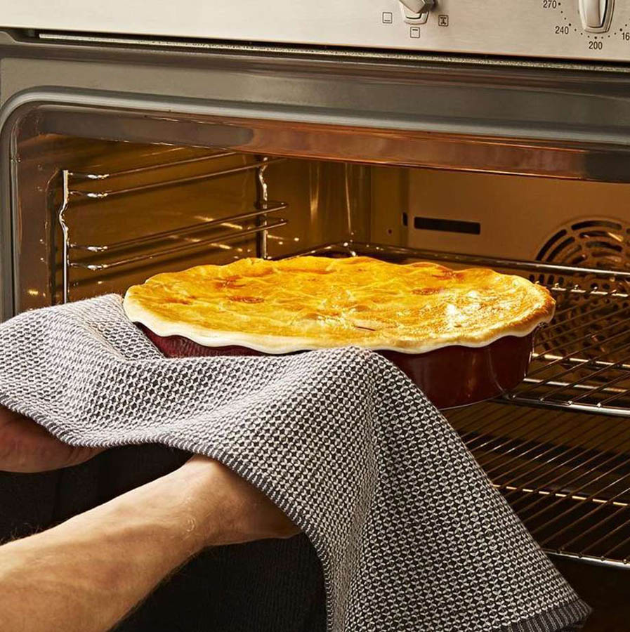 Taartvorm, Ovenschaal, ø 27 cm, Rond, Rood, Keramiek - Barbary & Oak | Foundry