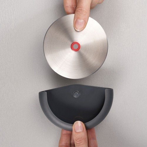 Pizzames Disc met Mesbeschermer, Rood - Joseph Joseph | Duo