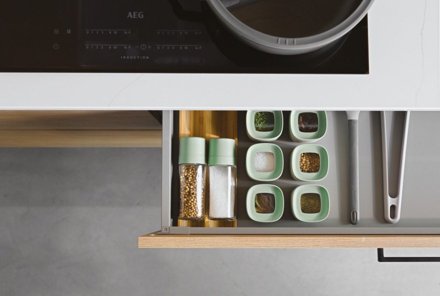 Balance Pepermolen en Zoutstrooier Set, Gerecycled Kunststof, Sage - BergHOFF | Leo Line