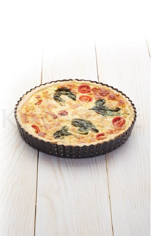 Ronde geribbelde bakvorm Geperforeerd met losse bodem, 23 cm - Masterclass