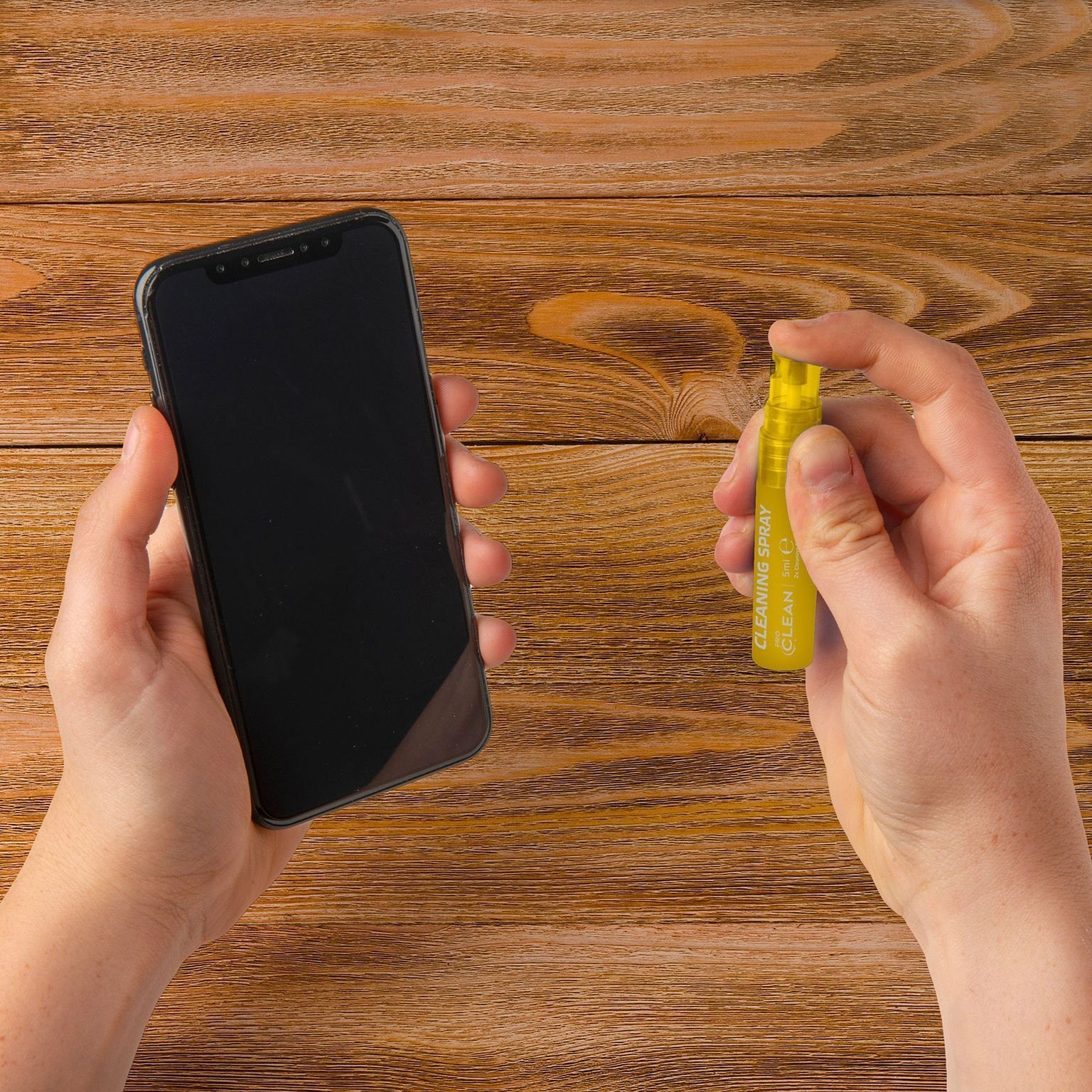 Touchscreen Schoonmaak Kit, 5 ml, Geel - Kunststof - Celly