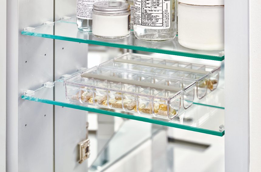 Medicijnendoosje, 16.5 x 9.5 x 3.8 cm, Kunststof, Transparant - iDesign | The Home Edit