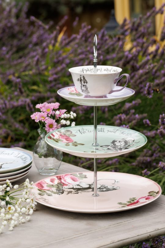 Mikasa x V&A Alice in Wonderland Fine China Tea Cup Cake Stand