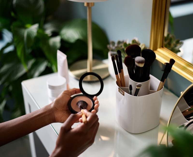 Make-Up kwasten Organizer, Inclusief Verdeelvakken, 11.5 x 11.5 x 14.3 CM,  Kunststof, Creme - Joseph Joseph | Viva