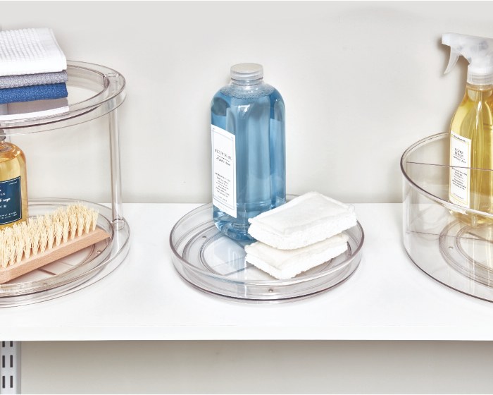 Lazy Susan Draaiplateau, 22.9 cm, Kunststof, Transparant - iDesign | The Home Edit