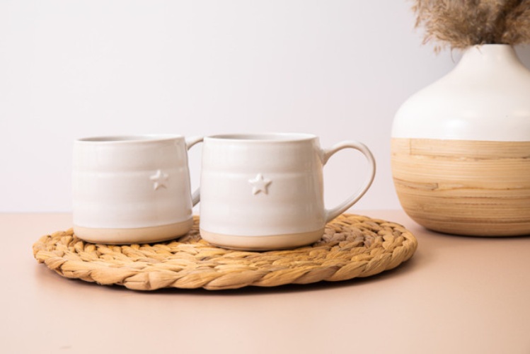 Mikasa Stoneware 2pc 380ml Cosy Mugs, Star, Gift boxed