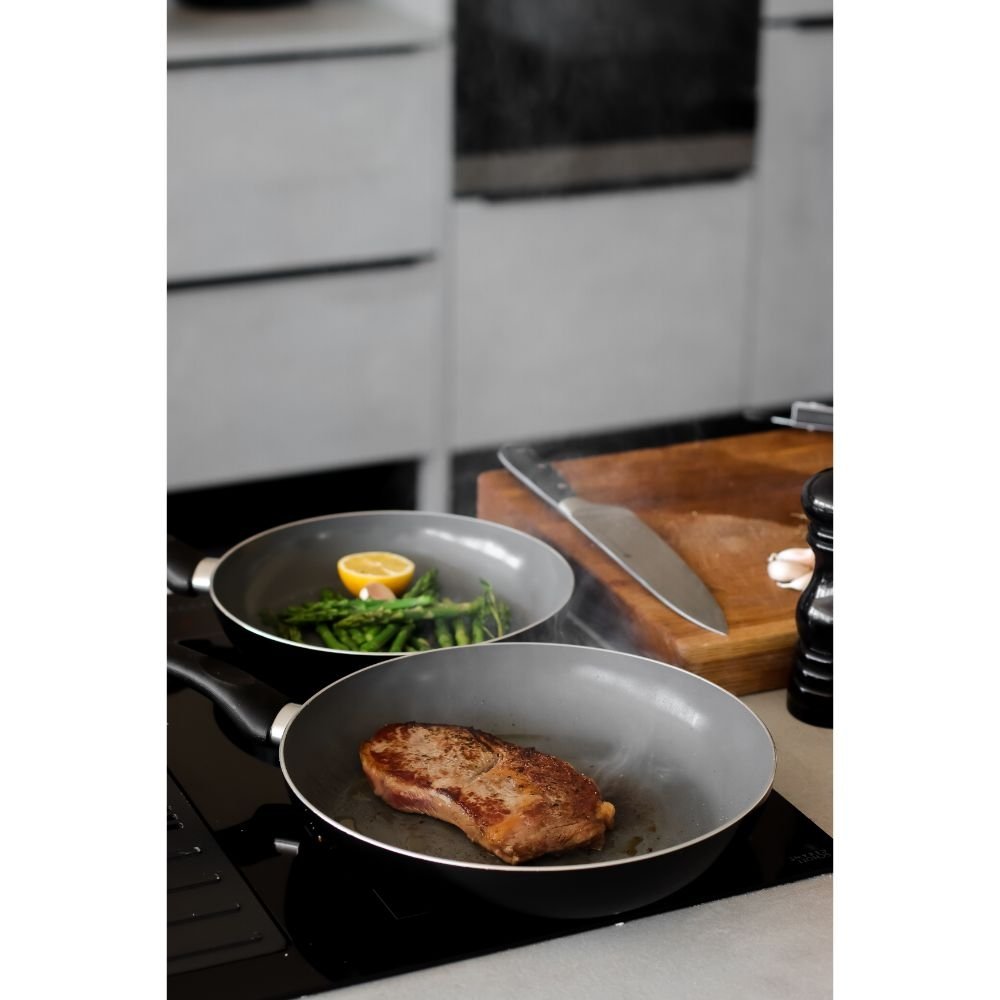 Koekenpannen Set, 20 en 28 cm, Gerecycled, Non-Stick - MasterClass | Can-to-Pan