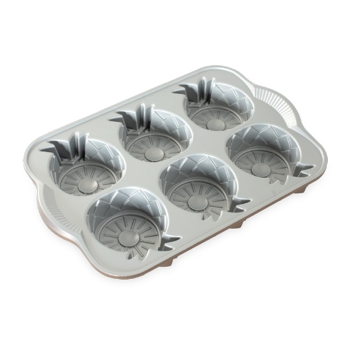 Bakvorm "Pineapple Upside Down Cakelet Pan" - Nordic Ware | Spring & Summer Toffee