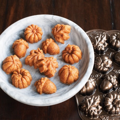 Bakvorm "Autumn Delight Cakelet Pan" - Nordic Ware | Fall Harvest Bronze