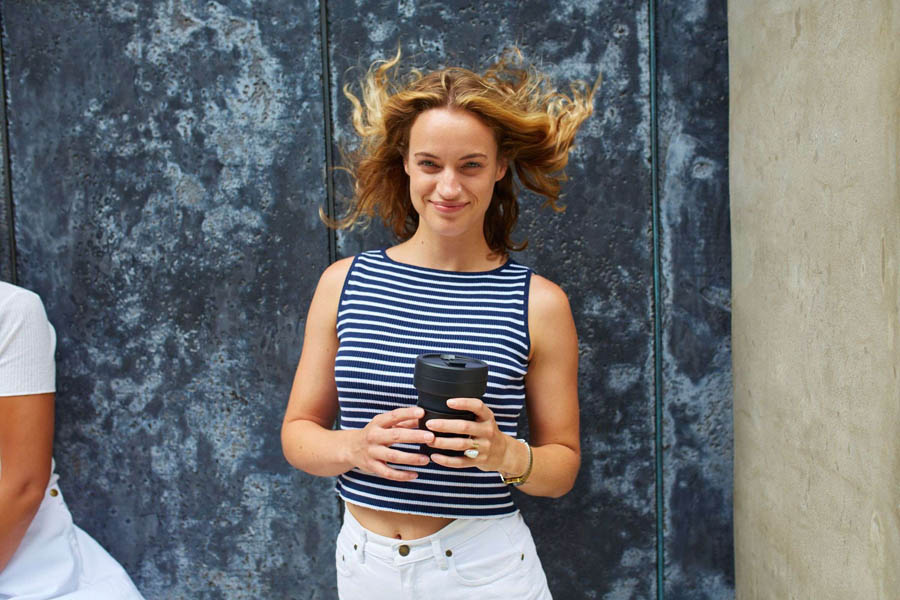 Pocket Cup, Carbon - 355 ml - Drinkbeker - Koffiebeker - Zwart - Opvouwbaar | Stojo