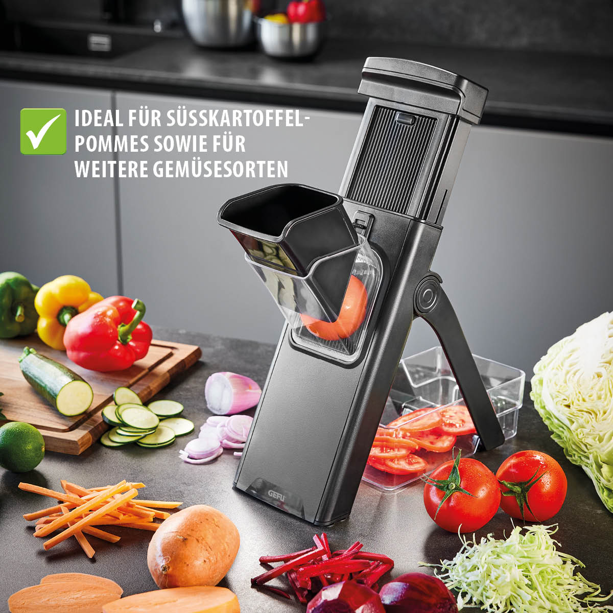 Mandoline, Veilige Aardappel & Groentesnijder, Instelbaar, Plakken & Julienne, Antislip, Inclusief Opvangbak, Zwart, RVS, Kunststof - GEFU | STANDO XL