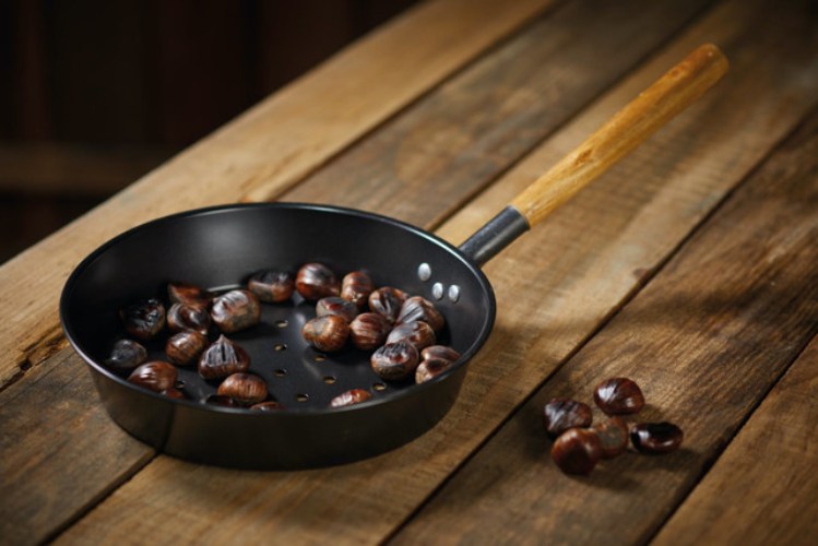 KitchenCraft Carbon Steel Chestnut Pan