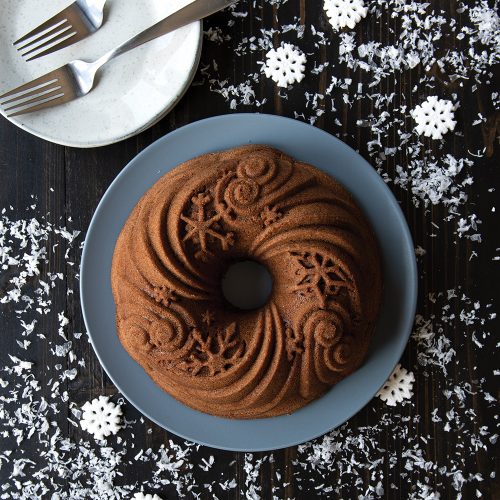 Tulband Bakvorm "Let It Snow Bundt Pan" - Nordic Ware | Sparkling Silver Holiday