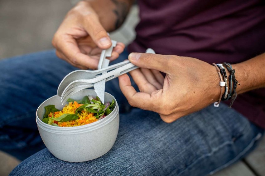 Reisbestek, Bestekset van 3 Stuks, Mes, Vork, Lepel, Natuur Blad Groen, Organic Bio-Circular - Koziol | Klikk Pocket