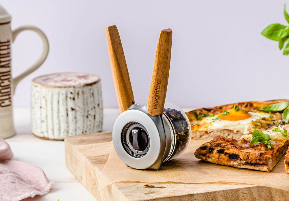 Kruidenmolen Ortwo, Bruin - 17,2cm - Zink - Instelbaar - Ergonomisch - Peper, zout en Kruiden | Dreamfarm