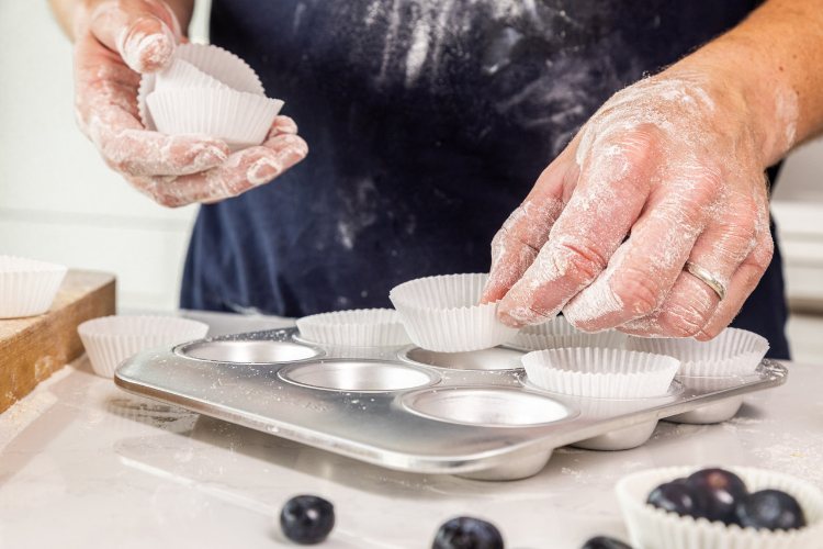 MasterClass Recycled Aluminium Nine Hole Muffin Tin, Sleeved