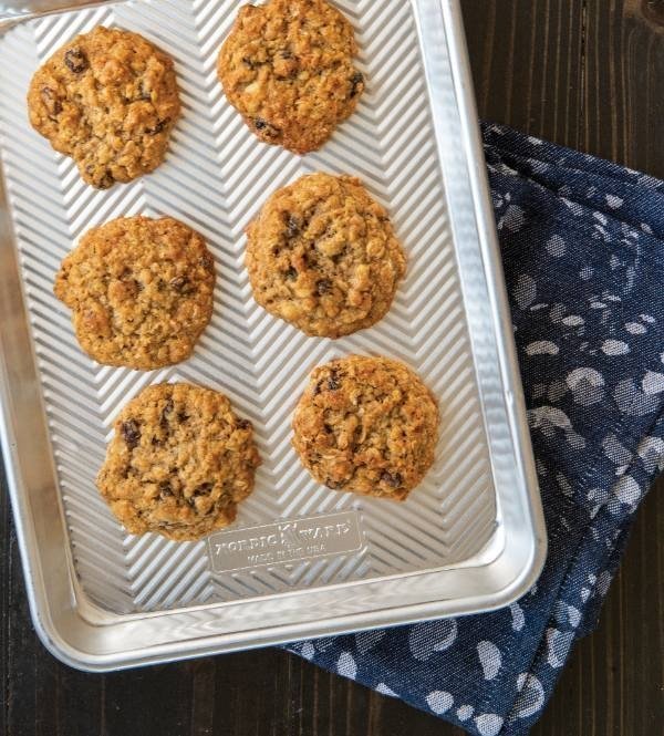 Bakplaat met Structuur, 33 x 24,4 cm, Aluminium - Nordic Ware | Naturals Prism