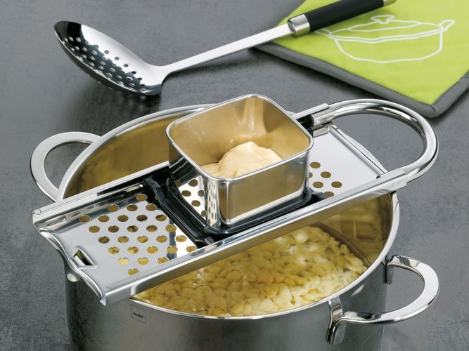 Spätzlemaker, fijn - RVS - Kela | Emma