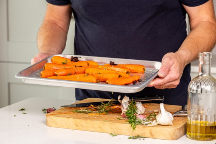 MasterClass Recycled Aluminium Baking Tray, Sleeved
