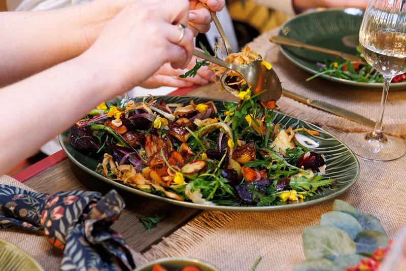 Mikasa Jardin Stoneware Oval Serving Platter, 36cm, Gift boxed