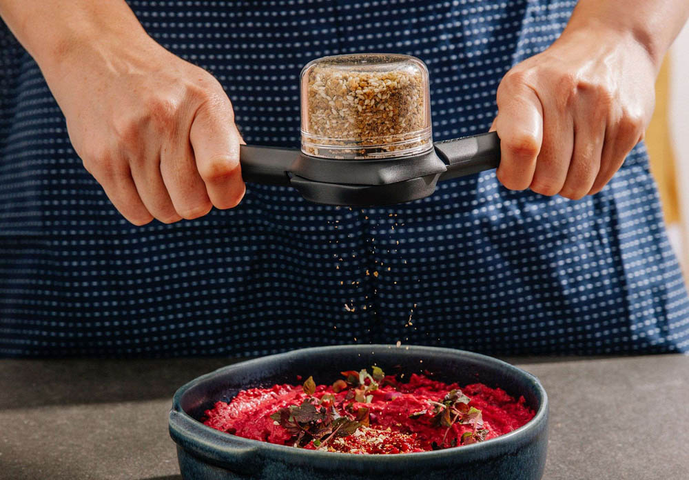 Kruidenmolen Ortwo Lite, Zwart - 17,2cm - Nylon - Instelbaar - Ergonomisch - Peper, zout en Kruiden | Dreamfarm