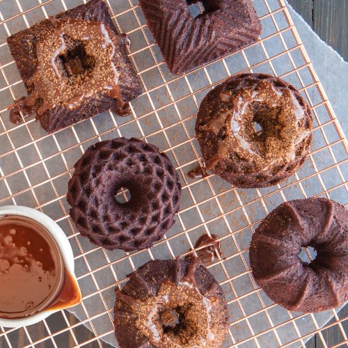 Tulband Bakvorm "Geo Bundtlette Pan" - Nordic Ware | Premier Gold