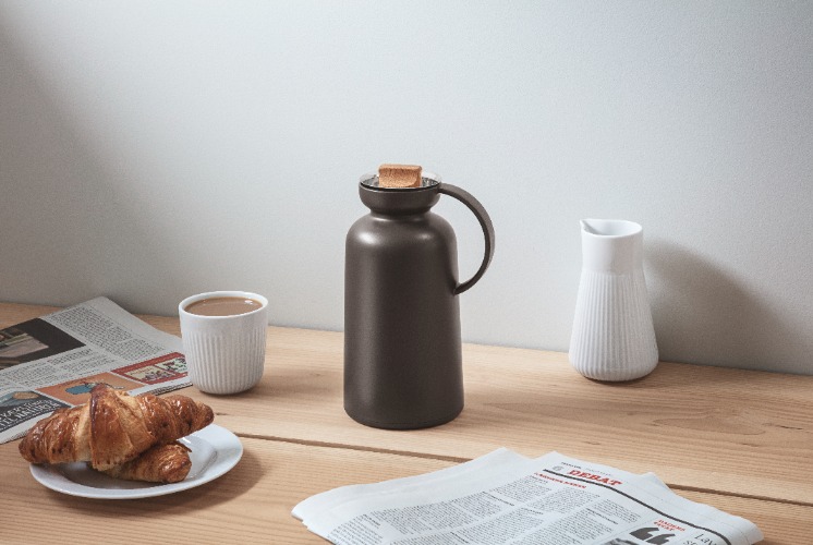 Vacuüm Thermoskan, 1 L, Chocolate Bruin - Eva Solo | Silhouette