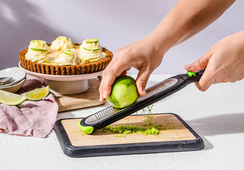 Fijne Rasp, Ozest - Zwart - 32cm - Easy clean - 441 snijbladen | Dreamfarm