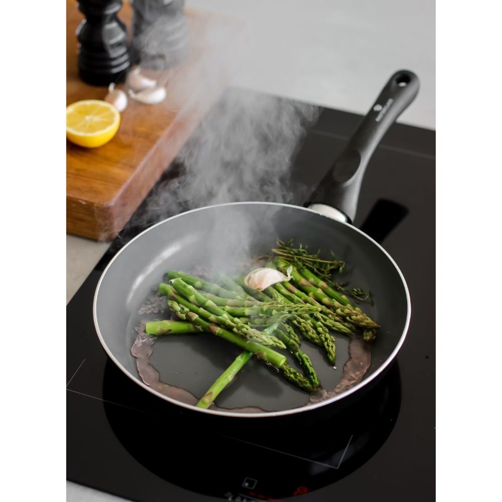 Koekenpan, 28 cm, Gerecycled, Non-Stick - MasterClass | Can-to-Pan