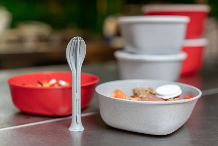 Reisbestek, Bestekset van 3 Stuks, Mes, Vork, Lepel, Natuur Blad Groen, Organic Bio-Circular - Koziol | Klikk Pocket