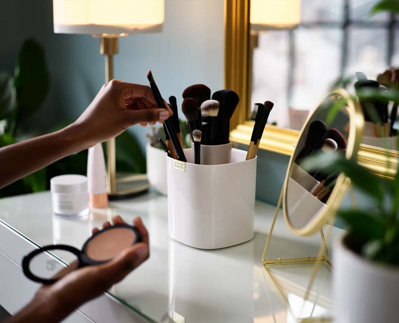 Make-Up kwasten Organizer, Inclusief Verdeelvakken, 11.5 x 11.5 x 14.3 CM,  Kunststof, Creme - Joseph Joseph | Viva