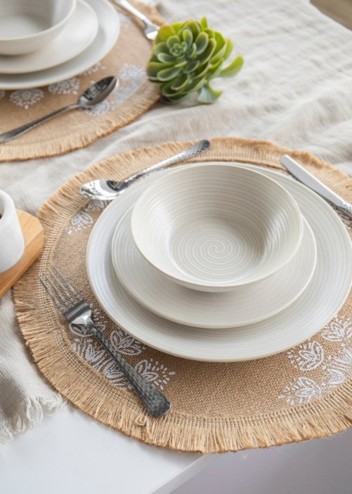 Creative Tops Hessian Jute Patterned Woven Placemats - White leaf