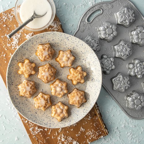 Bakvorm "Frosty Flakes Cakelet Pan" - Nordic Ware | Sparkling Silver Holiday