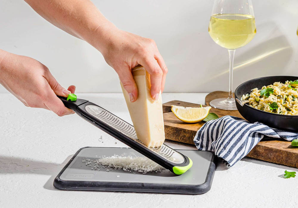 Fijne Rasp, Ozest - Zwart - 32cm - Easy clean - 441 snijbladen | Dreamfarm