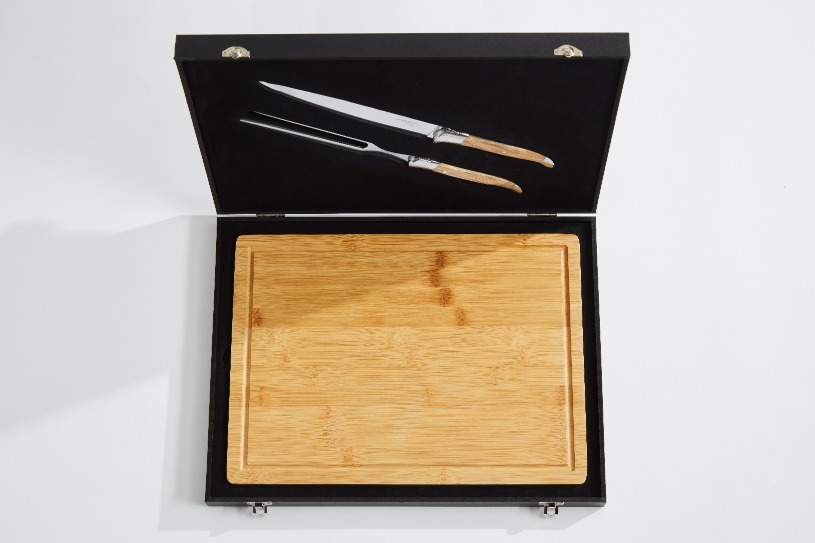 Trancheerset, 2 delig met Bamboe Snijplank, Olijfhout/RVS, Bruin - Trancheermes en Vleesvork - Laguiole by Haws