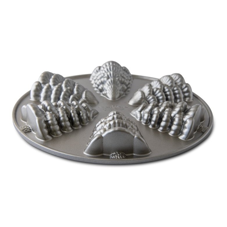 Bakvorm "Evergreen tree cakelets"- Nordic Ware | Sparkling Silver Holiday