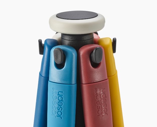 Carrousel met Keukenhulpen, Set van 6 Stuks, Warm Gekleurd - Joseph Joseph | Elevate