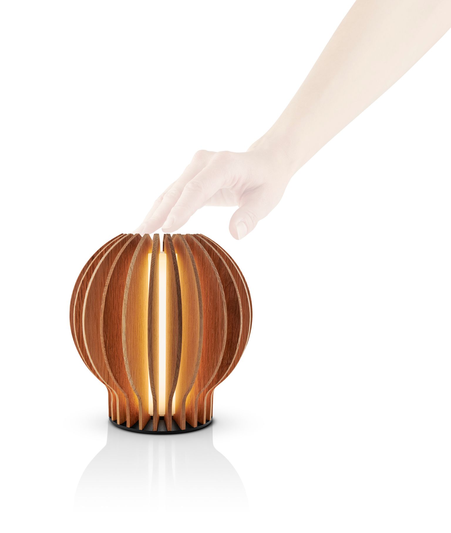 LED Lamp, Rond, 15 cm, Oak - Eva Solo | Radiant