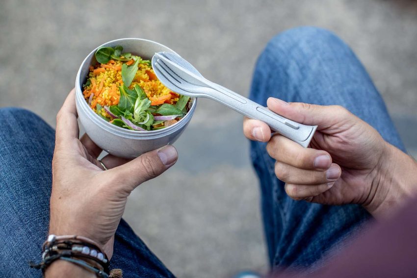 Reisbestek, Bestekset van 3 Stuks, Mes, Vork, Lepel, Natuur Blad Groen, Organic Bio-Circular - Koziol | Klikk Pocket