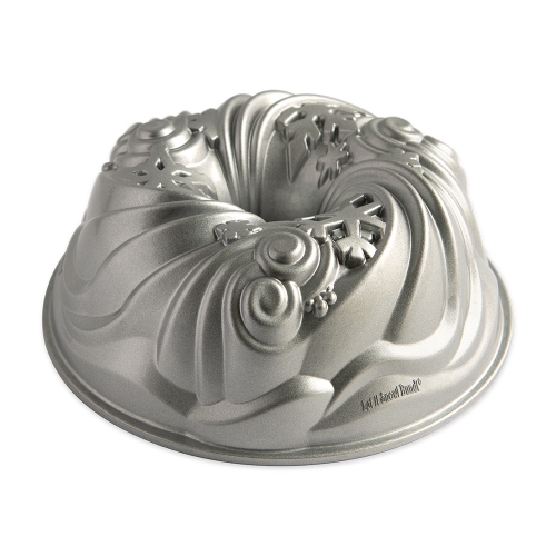 Tulband Bakvorm "Let It Snow Bundt Pan" - Nordic Ware | Sparkling Silver Holiday